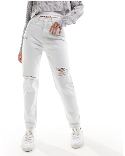 Calvin Klein Vaqueros mom con lavado claro - Blanco