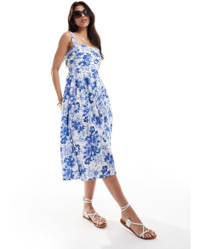 Abercrombie & Fitch Emerson - robe mi-longue en lin mélangé - à imprimé fleurs - Bleu