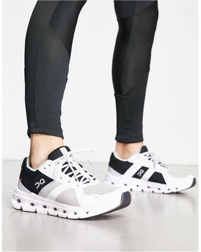 On Shoes Cloudrunner - Sneakers - Zwart