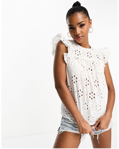 New Look Broiderie Cutwork Top With Frill Sleeves - White