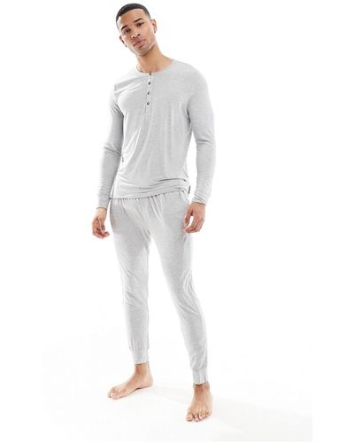 Calvin Klein Ultra Soft Modern Lounge joggers - White