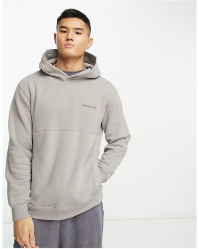 Abercrombie & Fitch Sudadera con capucha y logo - Gris