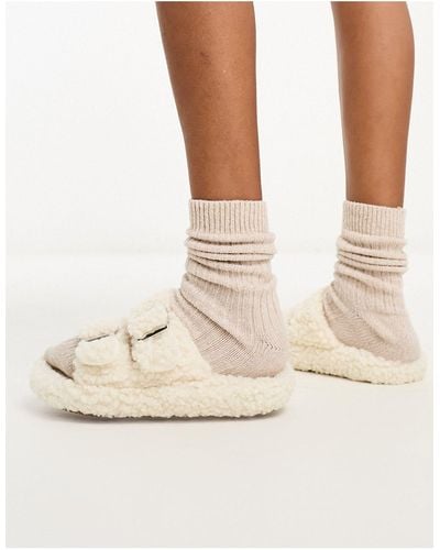 Glamorous Fluffy Buckle Slippers - White