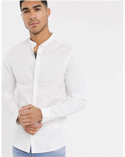 ASOS Camisa blanca ajustada y elástica con cuello mao - Blanco