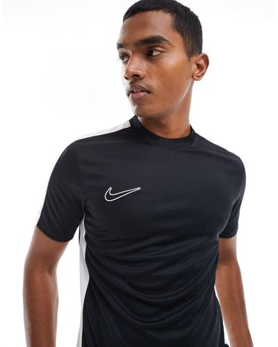 Nike Football Academy - t-shirt à empiècements en tissu dri-fit - Noir