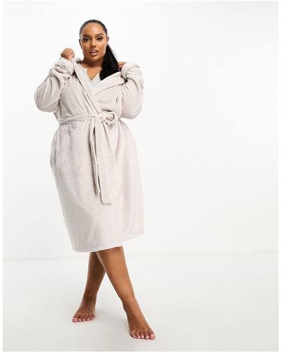 ASOS Asos Design Curve Super Soft Fleece Midi Robe - White