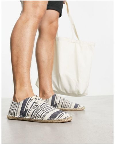 ASOS Espadrilles Met Veters En E Strepen - Wit