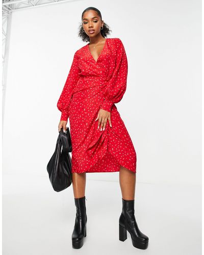 Glamorous Long Sleeve Fitted Wrap Dress - Red