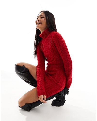 Missy Empire Missy empire – exklusives mini-pulloverkleid aus em strickmaterial mit zopfmuster und rollkragen - Rot