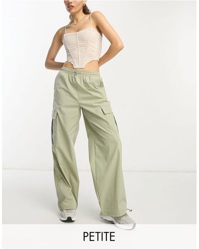 Pieces Pantalones cargo color con cordón ajustable exclusivos - Verde