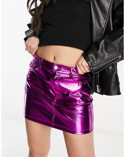 Amy Lynn Milena lupe - mini-jupe ultra courte style années 2000 - métallisé - Noir