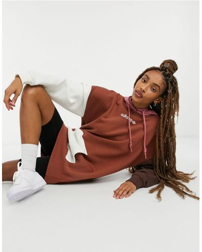 adidas Originals 'cosy Comfort' - Oversized Hoodie-jurk Van Fleece Met Kleurvlakken - Bruin