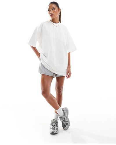 The Couture Club T-shirt oversize scuro con logo - Bianco