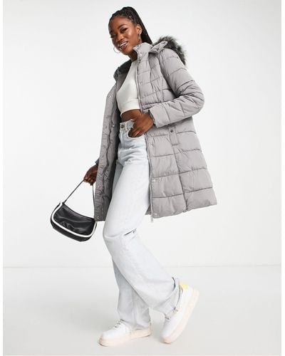 New Look Longline Padded Coat With Faux Fur Hood - White