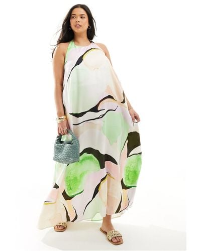 ASOS Asos design curve - robe d'été longue et épurée en cupro à dos nu - imprimé abstrait - Vert