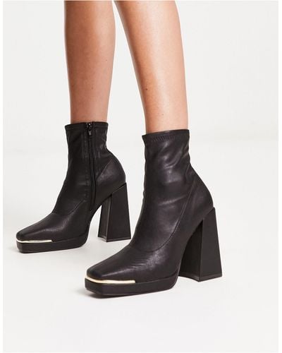 Truffle Collection Platform Square Toe Boots With Trim - Black