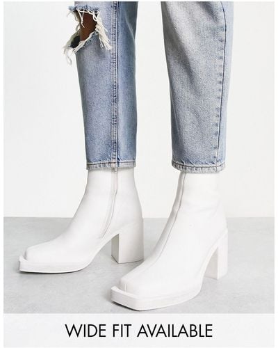 ASOS Heeled Chelsea Boots With Angled Toe - Blue