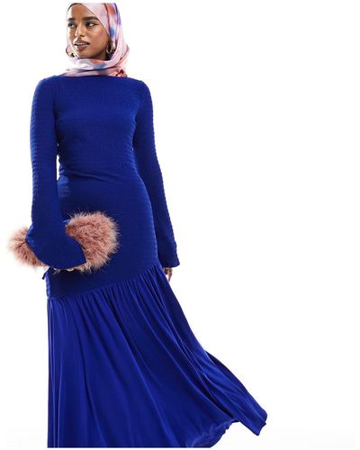DASKA Vestido largo azul con bajo plisado