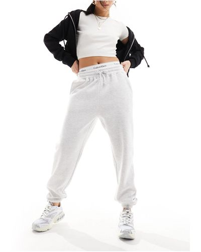 In The Style Cuffed Leg Trackies With Drawstring - White