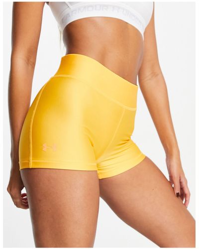 Under Armour Training Mid Rise Booty Shorts - Yellow