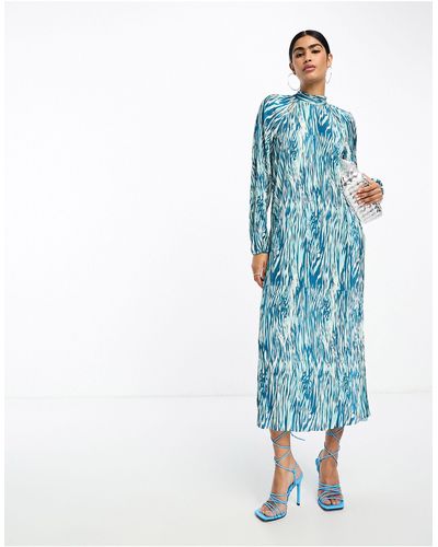 Y.A.S Cut Out Plisse Midi Dress - Blue