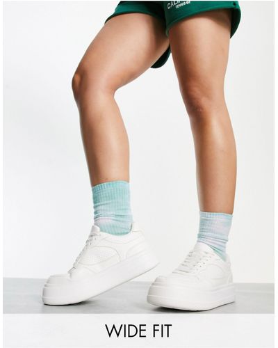 ASOS Dion - sneakers stile skater bianche con suola spessa e pianta larga - Bianco