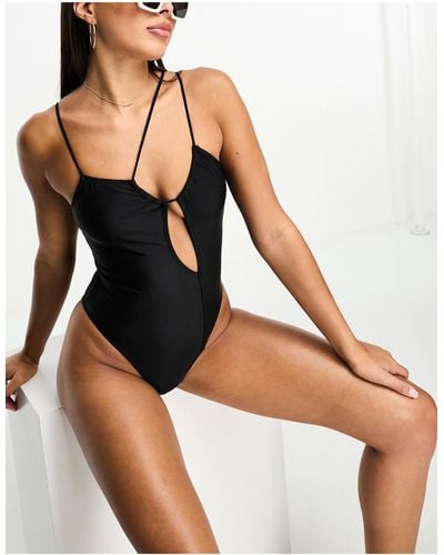 NA-KD Cut Out Detail Swimsuit - Black