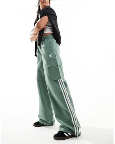 adidas Originals 3 Stripe Cargo Pants - Green