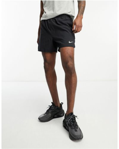 Nike Challenger - short 5 pouces en tissu dri-fit - noir