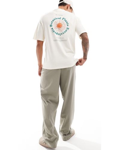 SELECTED Camiseta color crema extragrande con estampado circular botánico en la espalda - Blanco
