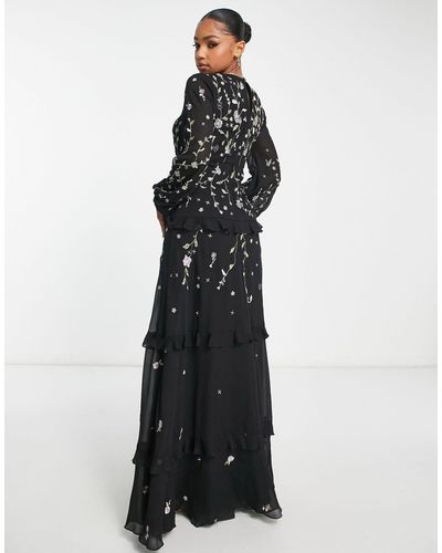 ASOS Vestido largo con bordado floral, diseño adornado y falda escalonada - Negro