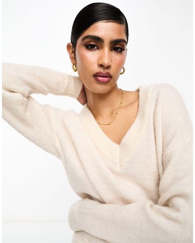 SELECTED Femme - maglione color crema con scollo a v - Bianco