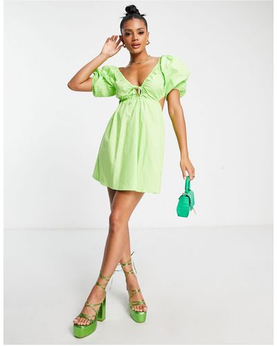 Trendyol Robe babydoll nouée devant - citron - Vert