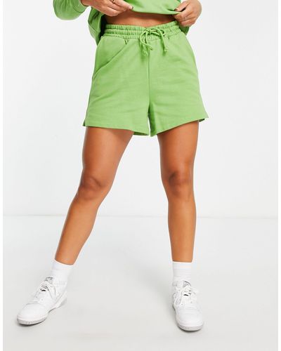 up Sale shorts Mini | to Lyst | Moda Online Vero off Women for 70%