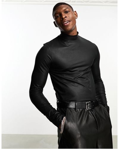ASOS – eng geschnittenes, langärmliges rollkragen-shirt aus strukturiertem kunstleder - Schwarz