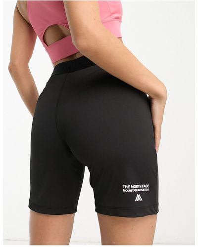 The North Face Pantalones cortos s ajustados mountain athletic - Negro