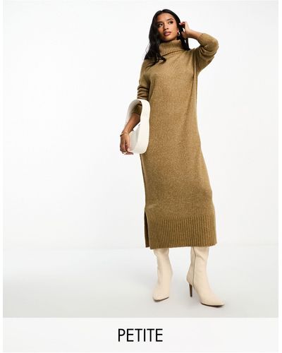 Threadbare Petite - skylar - robe pull longue et oversize avec col roulé - taupe - Blanc