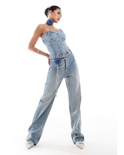 SIMMI Simmi - jeans dritti lavaggio chiaro con cintura con fiore - Blu