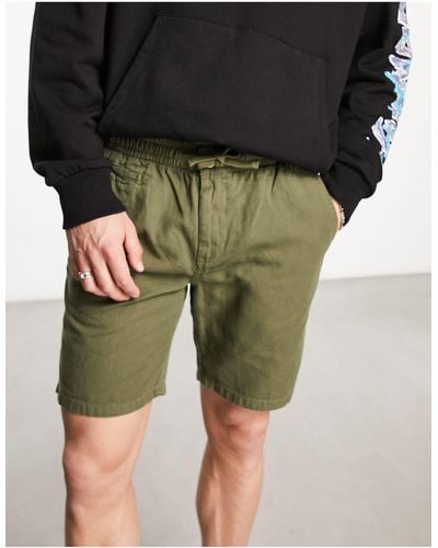 Superdry – vintage – shorts - Grün