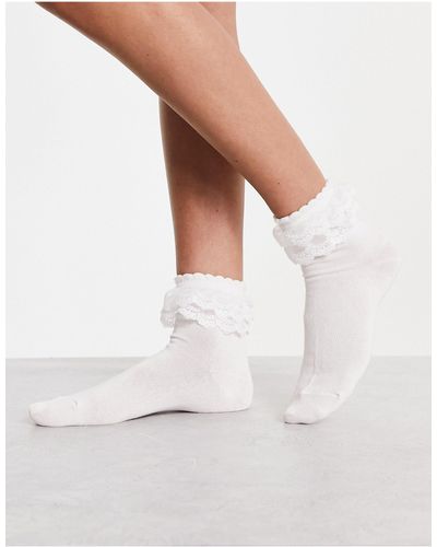 Pieces Exclusive Frilly Trim Socks - White