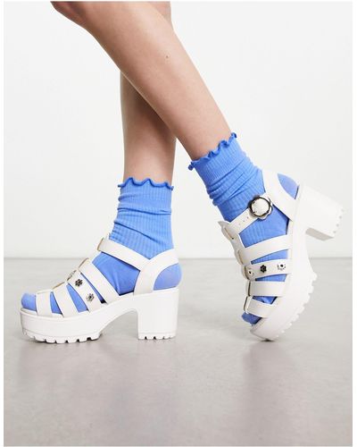 Koi Footwear Sandalias blancas con detalle - Azul