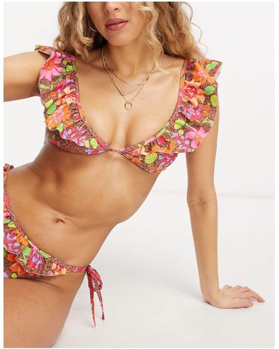 Miss Selfridge Top bikini leopardato con stampa a fiori e dettaglio arricciato - Rosa