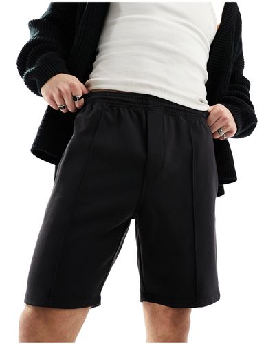 Weekday – ken – locker geschnittene shorts - Schwarz