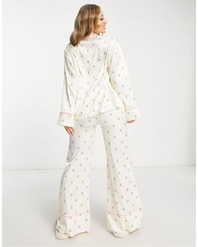 Lost Ink Satin Revere Pyjama Set With Piping - Natural