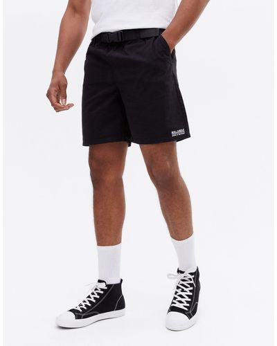 New Look Pantalones cortos s holgados con cinturón - Negro