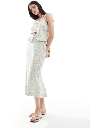Vero Moda Linen Blend Midi Skirt Co-ord - White