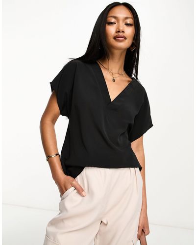 ASOS T-shirt nera con scollo a v - Nero