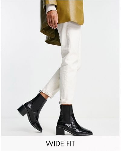 River Island Wide Fit Patent Heeled Chelsea Boots - White