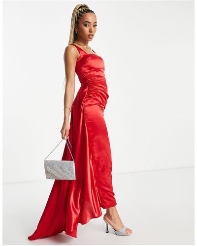 Dolcezza Sweetheart Neckline Maxi Dress in Red