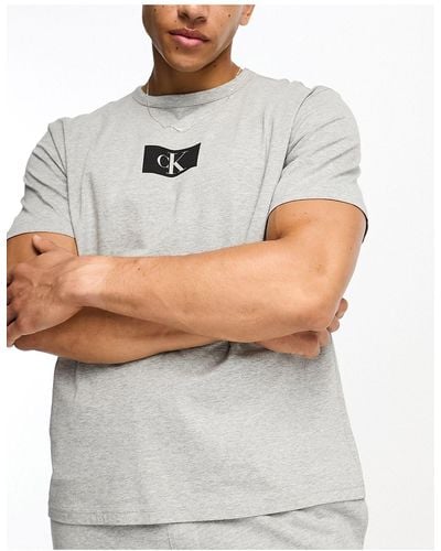 Men Sale | Lyst 11 to Calvin off Klein up - Page T-shirts | for 50% Online